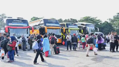 Kesiapan Transportasi Umum di Kota Besar Saat Lebaran Dipastikan Optimal Kesiapan Transportasi Umum di Kota Besar Saat Lebaran Dipastikan Optimal
