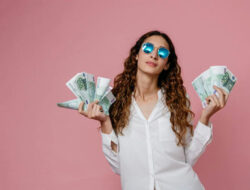 Hidup Hemat tapi Tetap Stylish: Tips Cerdas Anak Muda di Era Modern