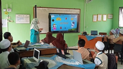 Isu Pendidikan Nasional: Kurikulum dan Tantangan Baru di Era Transformasi Digital Isu Pendidikan Nasional: Kurikulum dan Tantangan Baru di Era Transformasi Digital
