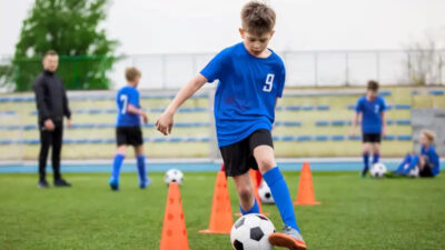 Tips Meningkatkan Skill Sepak Bola untuk Pemula