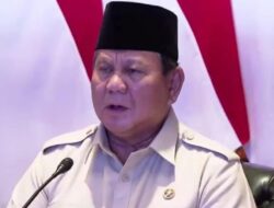 prabowo-minta-murid-fokus-belajar-nilai-harus-bagus-jangan-pacaran-dulu.
