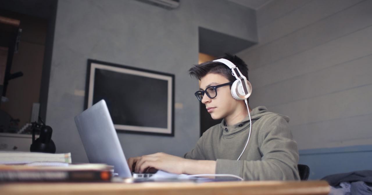 Musik Lo-Fi: Teman Setia untuk Belajar dan Bekerja