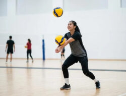 Latihan Passing Bawah dan Atas yang Benar untuk Meningkatkan Skill Voli