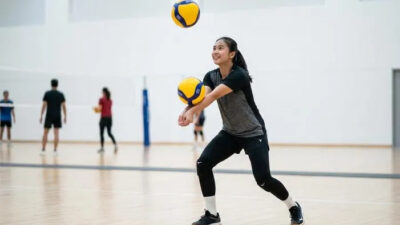 Latihan Passing Bawah dan Atas yang Benar untuk Meningkatkan Skill Voli