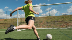 Teknik Shooting Akurat untuk Mencetak Gol: Panduan Lengkap bagi Pemain Sepak Bola